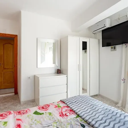 Breeze & Sun Guest house Malaga